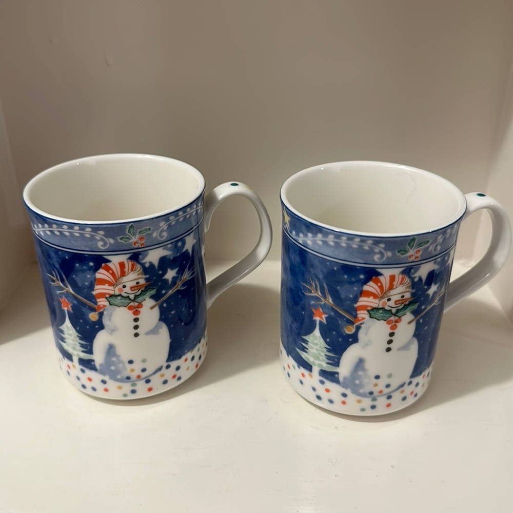 Noritake snowman ⛄️ mugs (2)